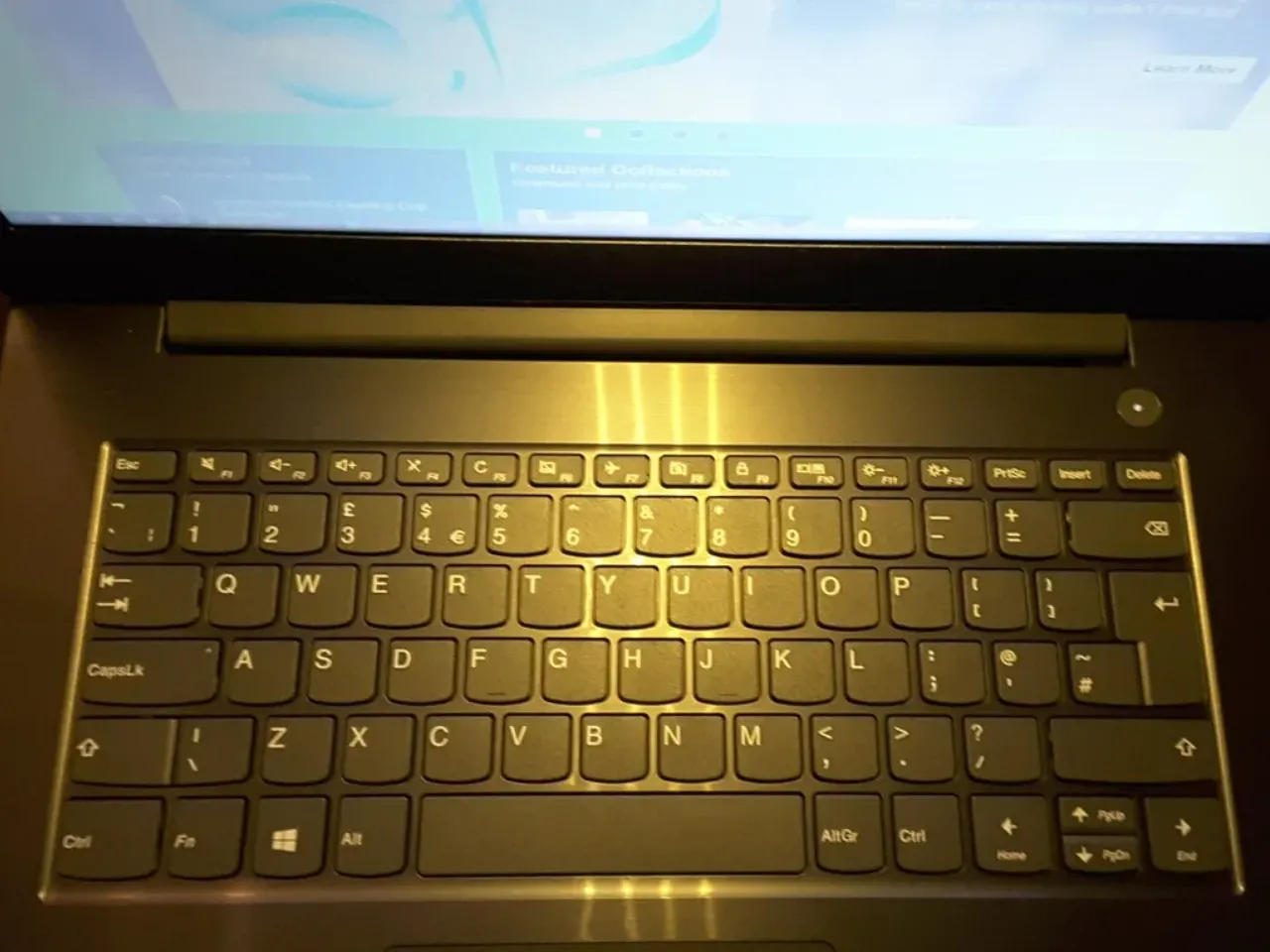 Simple Laptop Keyboard Light by Wilber | Download free STL model | Simple Laptop Keyboard Light by Wilber | Download free STL model |