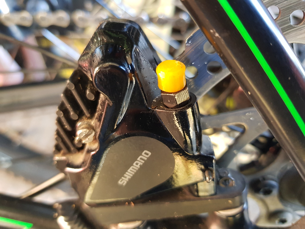 Shimano BR-RS505 bleed nipple cover