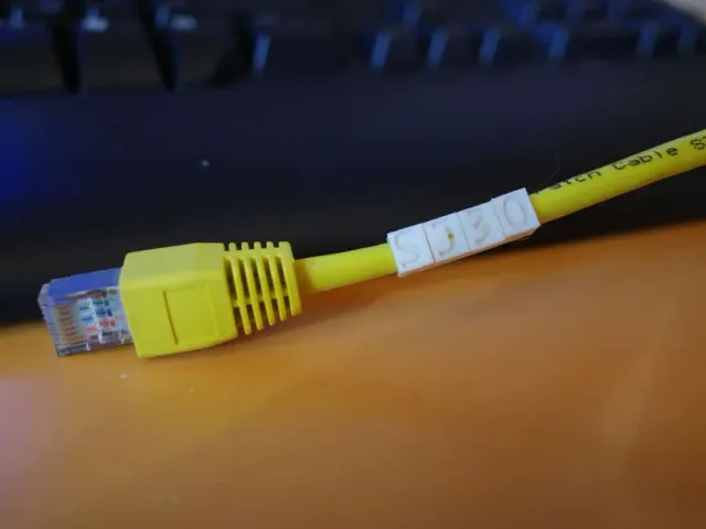 tags / labels for ethernet cable (with freecad files)