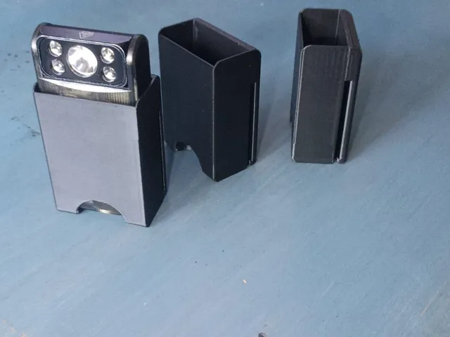 BORUiT V30 Flashlight belt holder