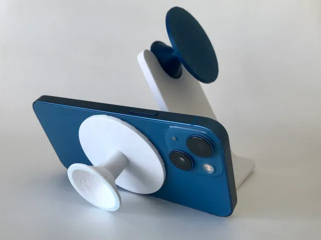 MagSafe pop socket and stand