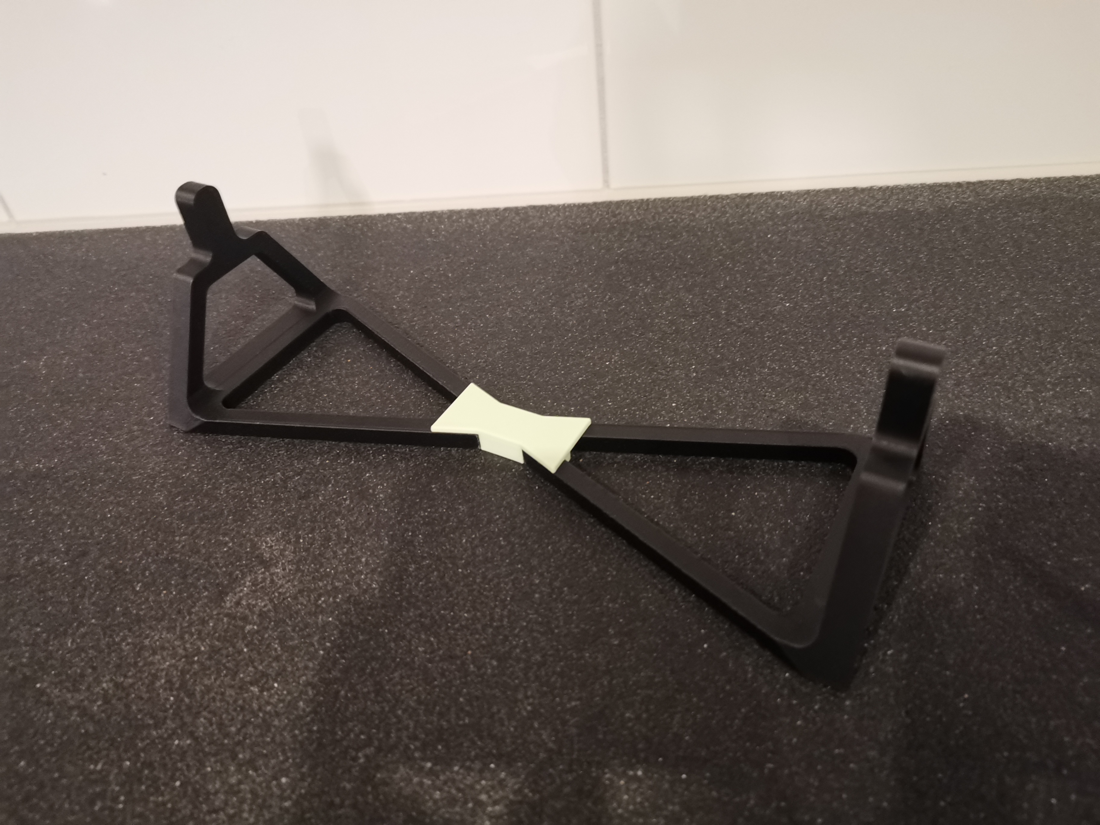 Adapter for "Router stand for FritzBox WLAN 7390"