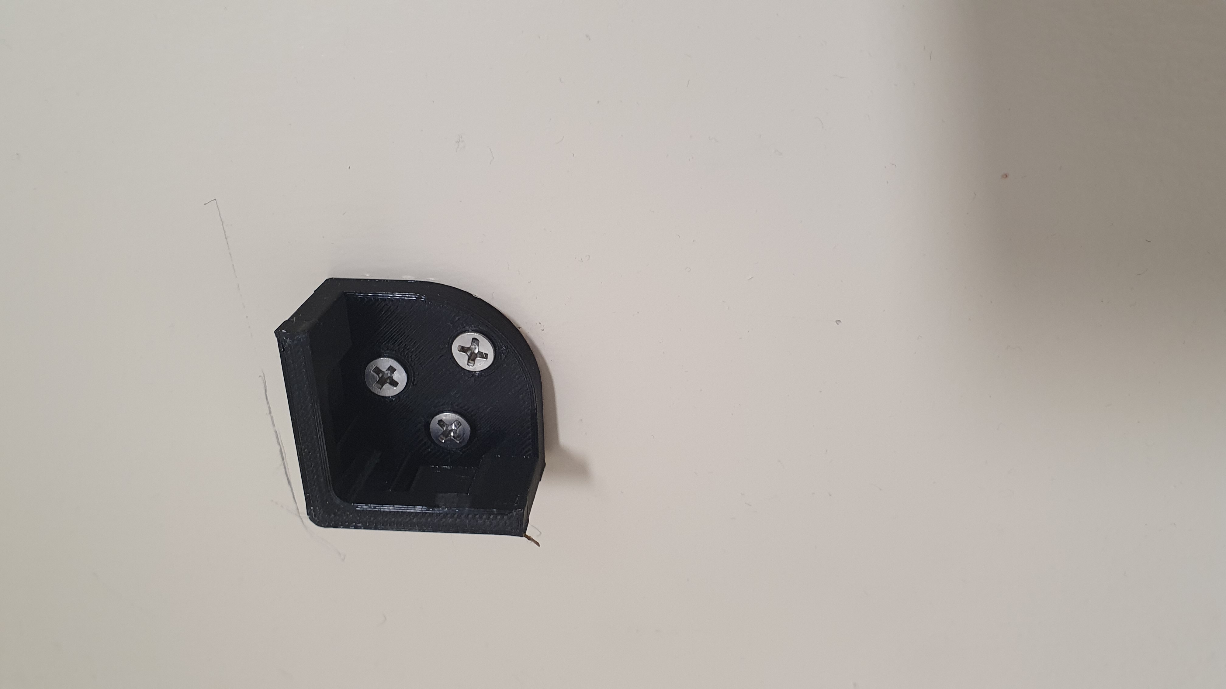 Hidden wall Bracket for Box Pictures by MarlyWong Download free STL