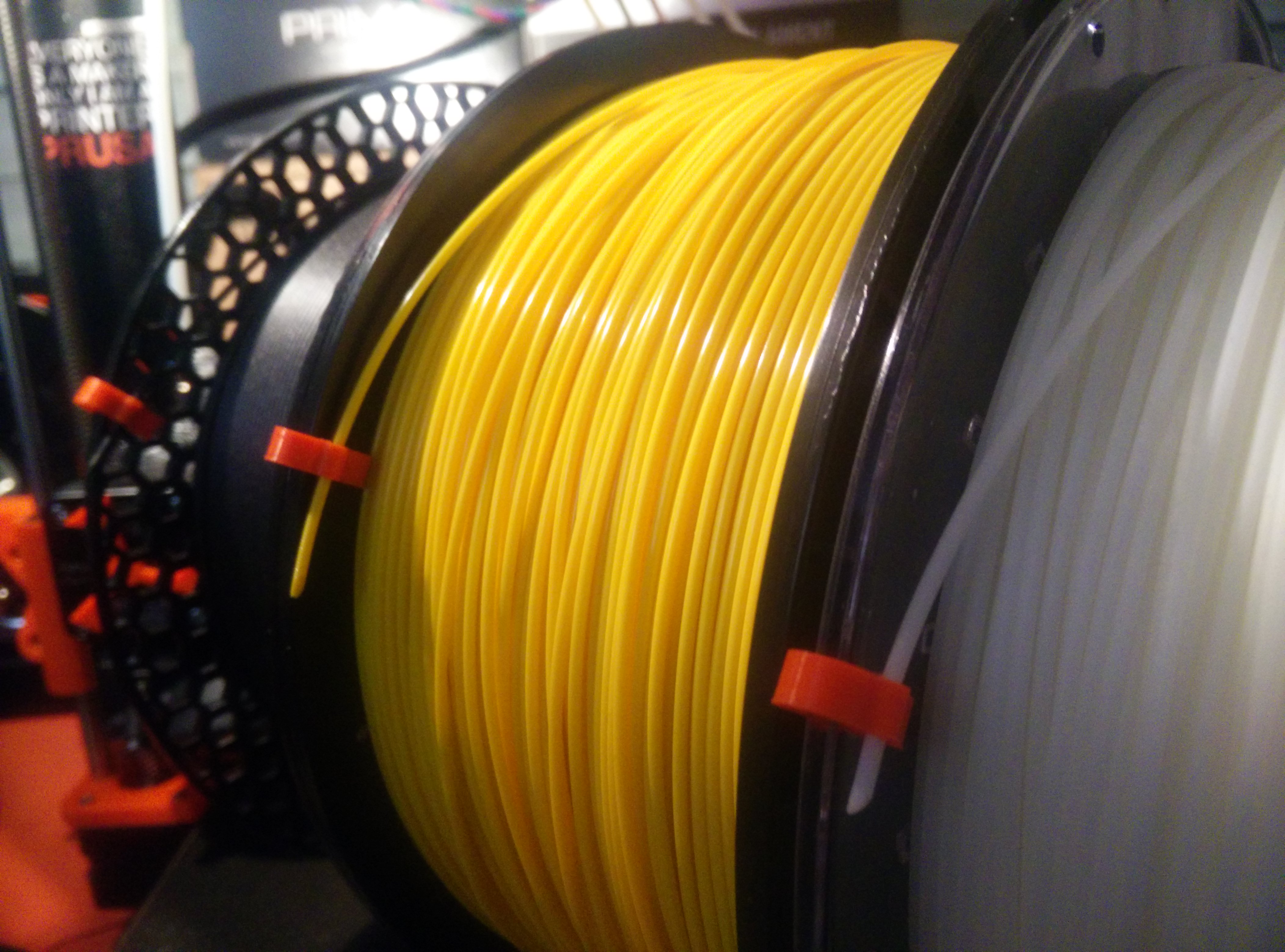 Mini filament clip