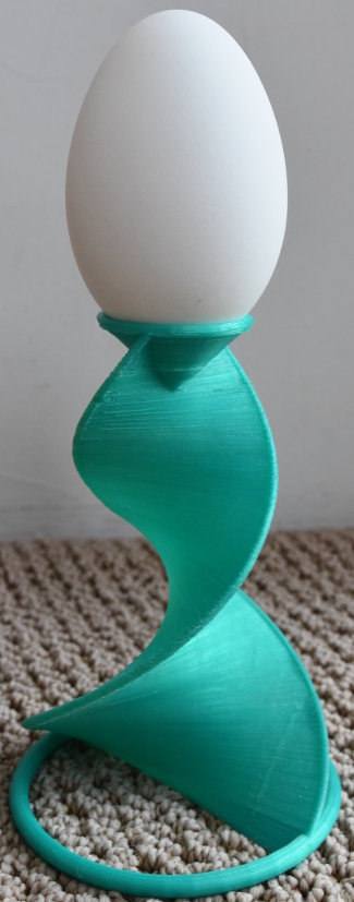 Miniatura 2 do modelo 3D Easter Egg Holder - Group 4 (OpenSCAD)