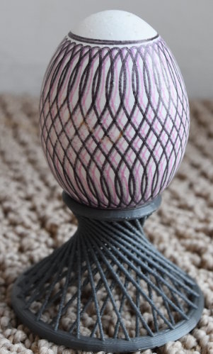 Miniatura 5 do modelo 3D Easter Egg Holder - Group 2  (OpenSCAD)
