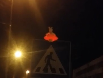 Flying sauser crossing sign abduction