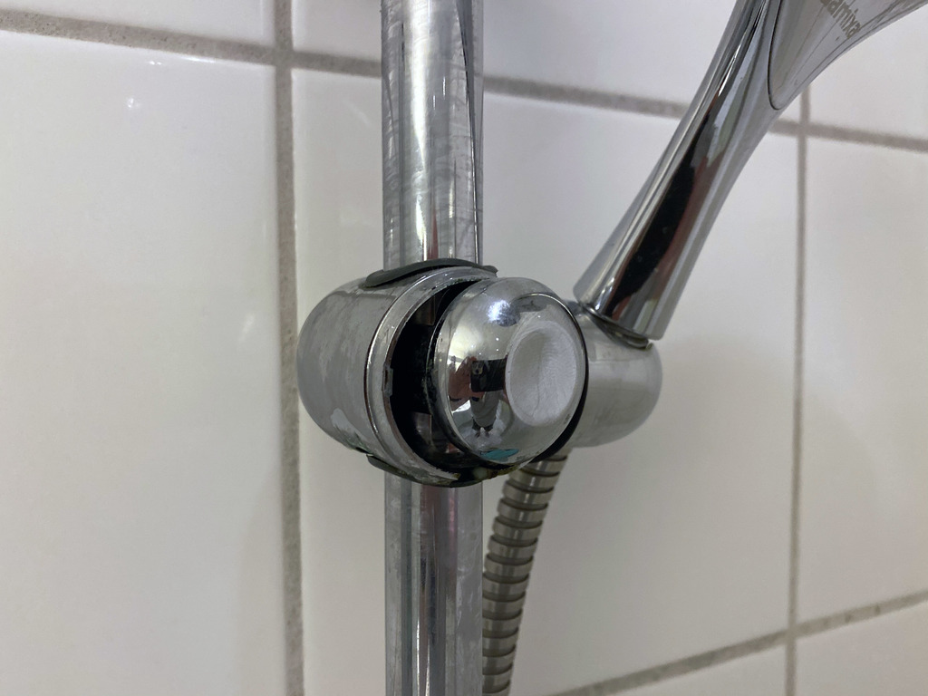 Shower Head Holder Fixed by Vidar Download free STL model