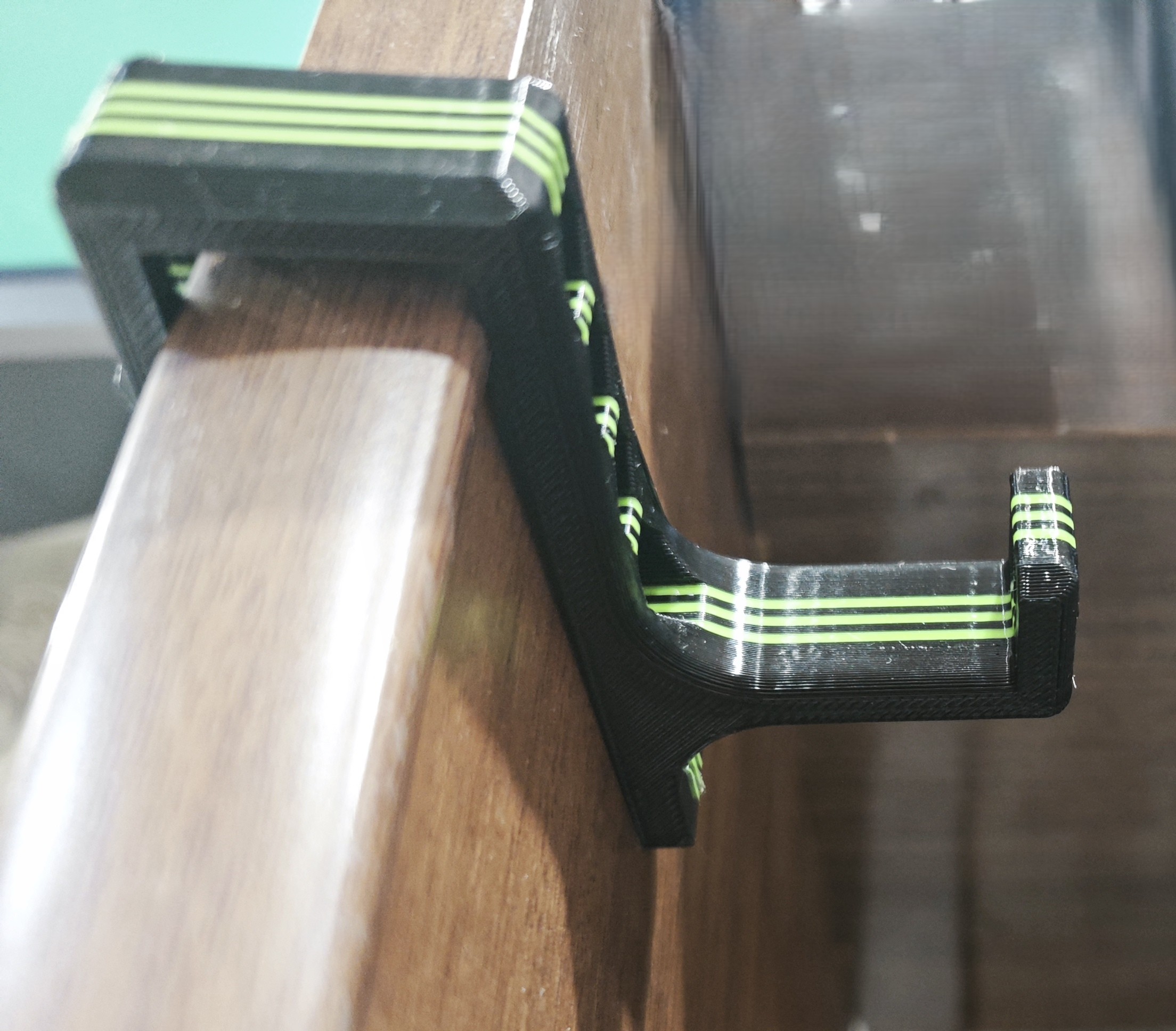 Hook table