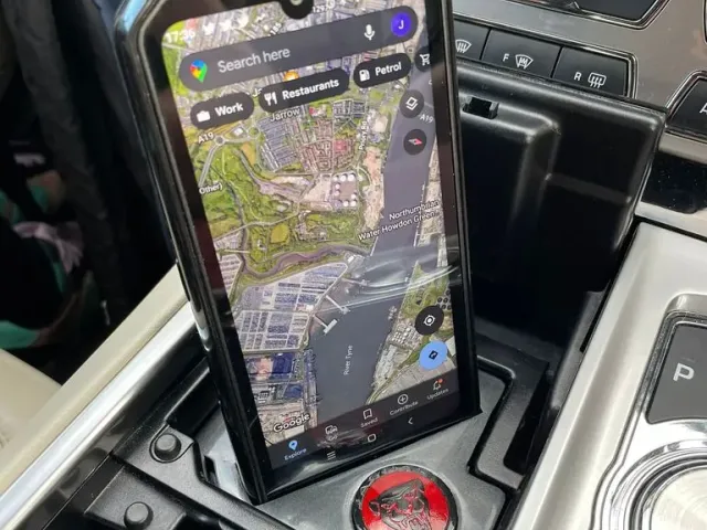 Jaguar XF X250 Phone Holder RHD