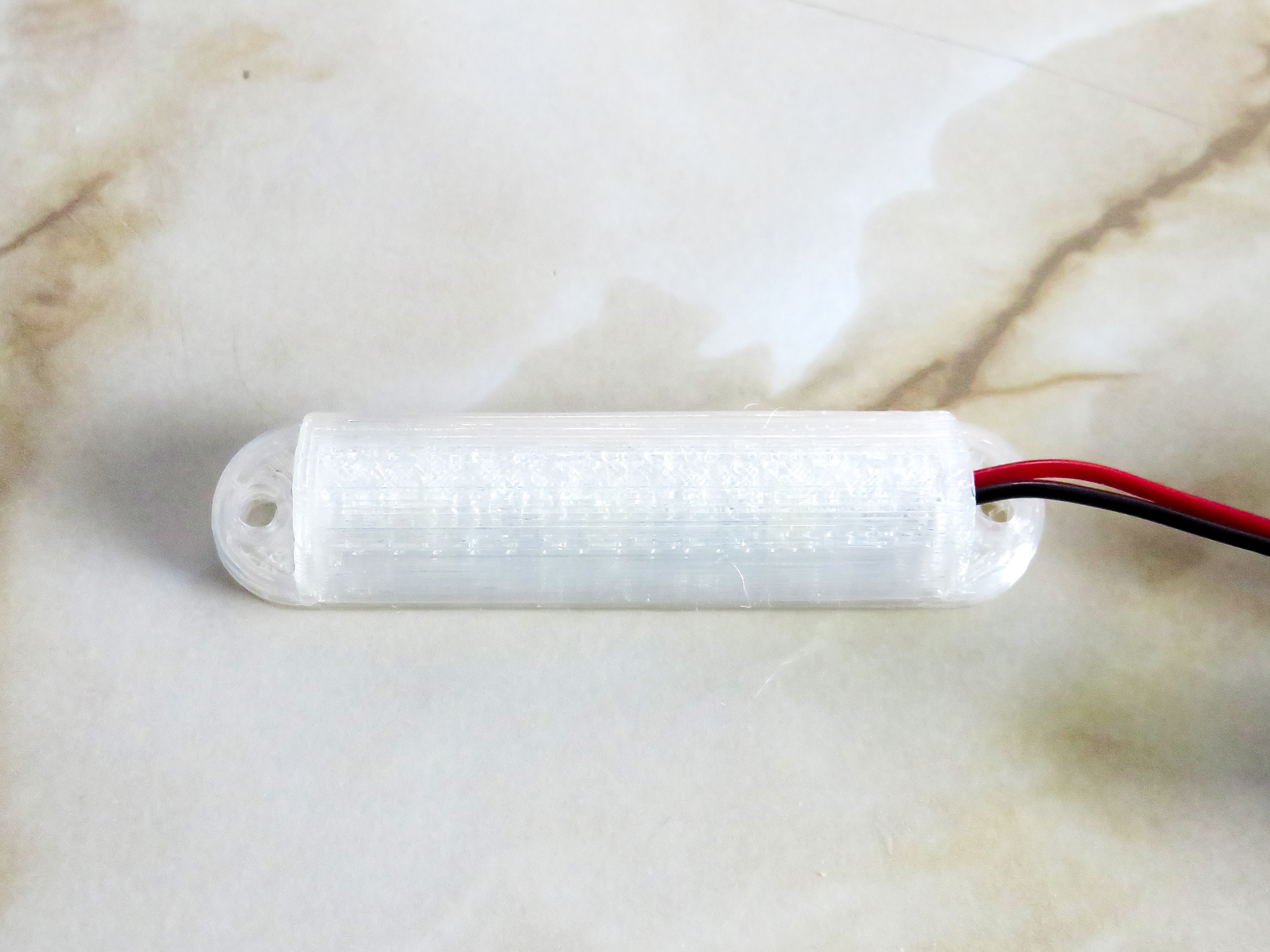 Miniatura 2 do modelo 3D Customizeable LED Strip Diffuser