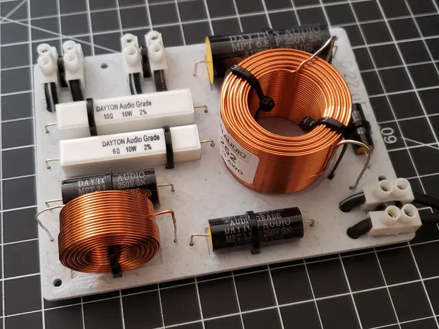 Overnight Sensation Bookshelf Speaker Crossover Board