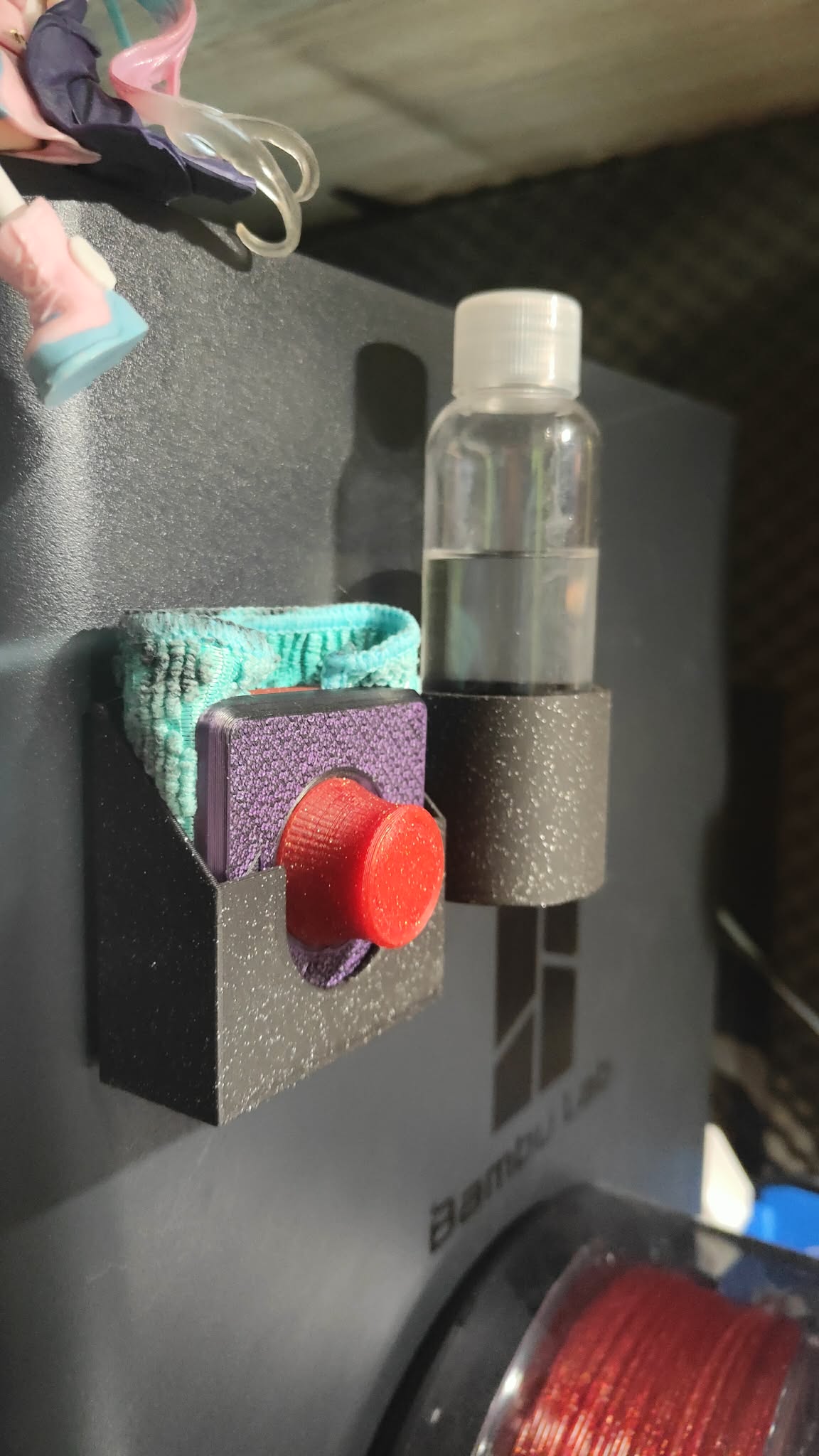 Wall holder for: Build Plate Cleaner Microfiber Holder