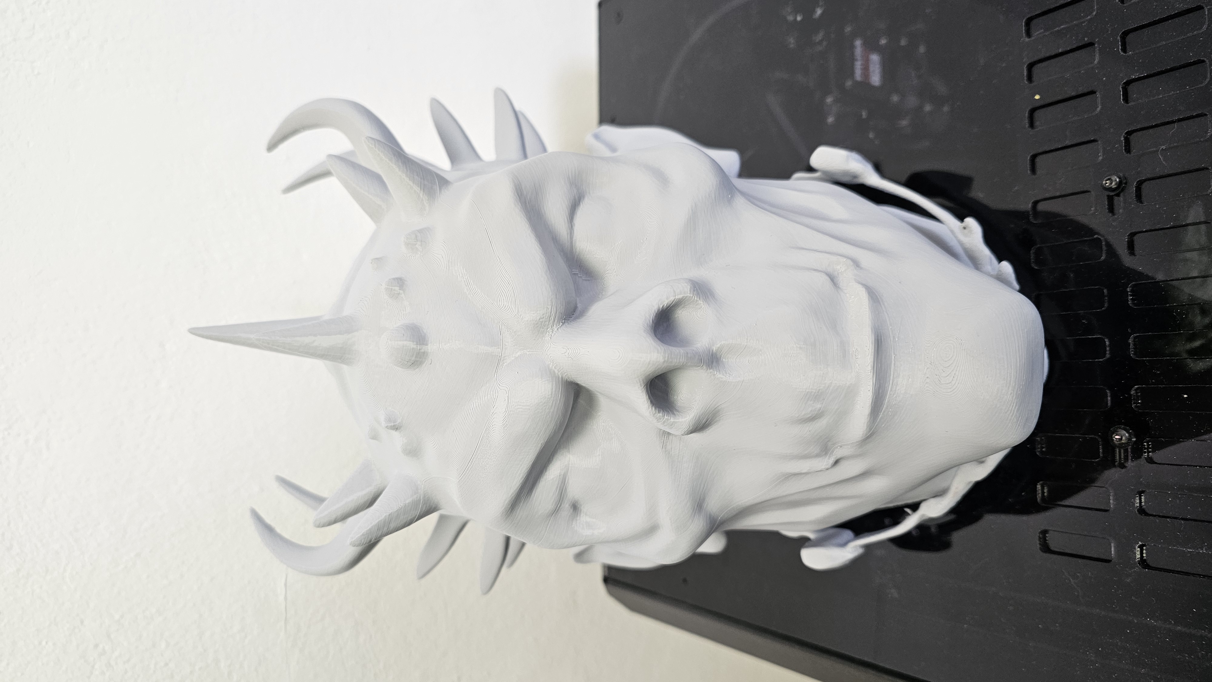 Demon bust/mask when hollowed