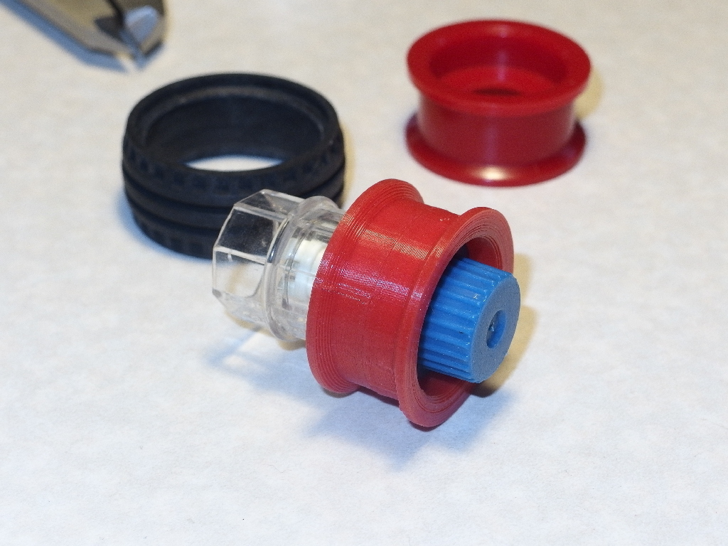 Capsela Small Red Wheel And Pulley