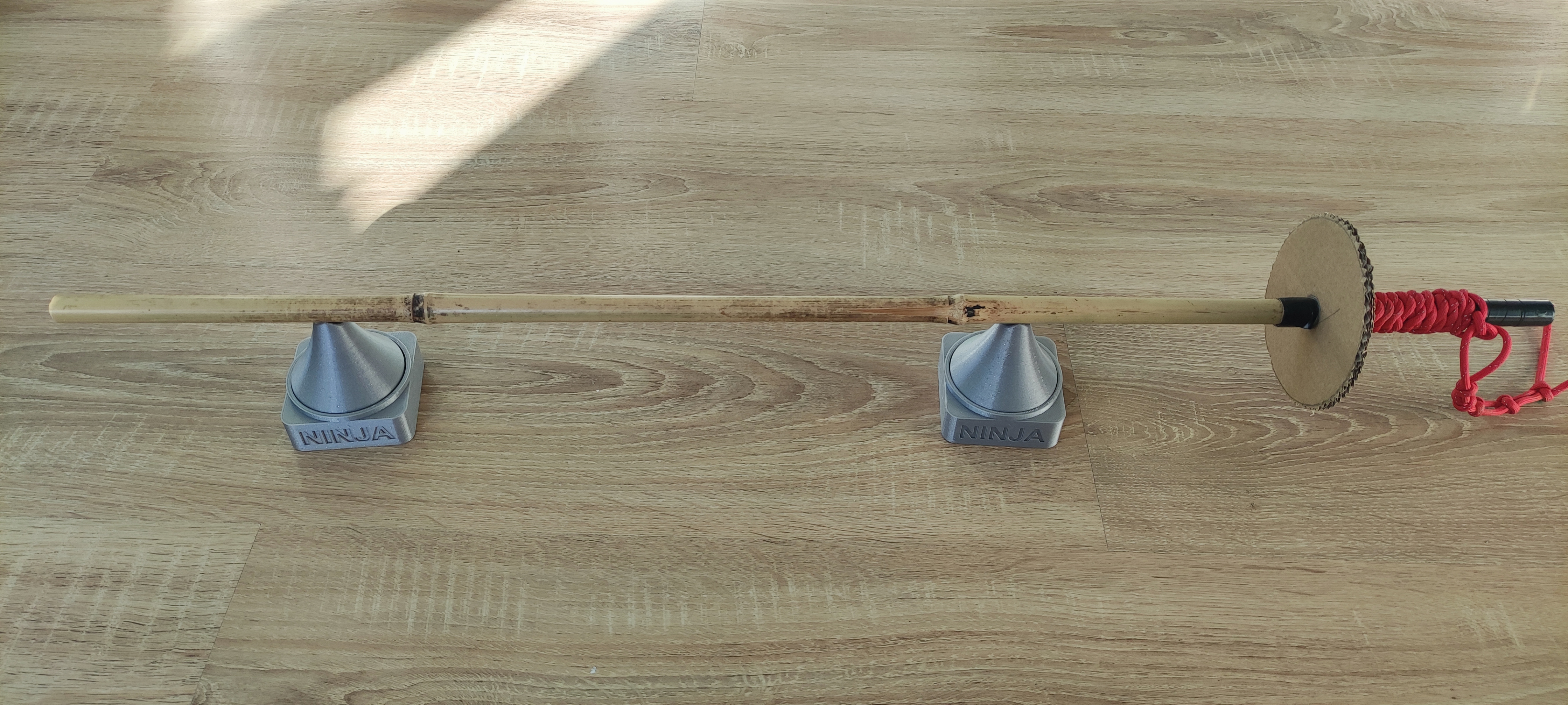 Bamboo katana stand