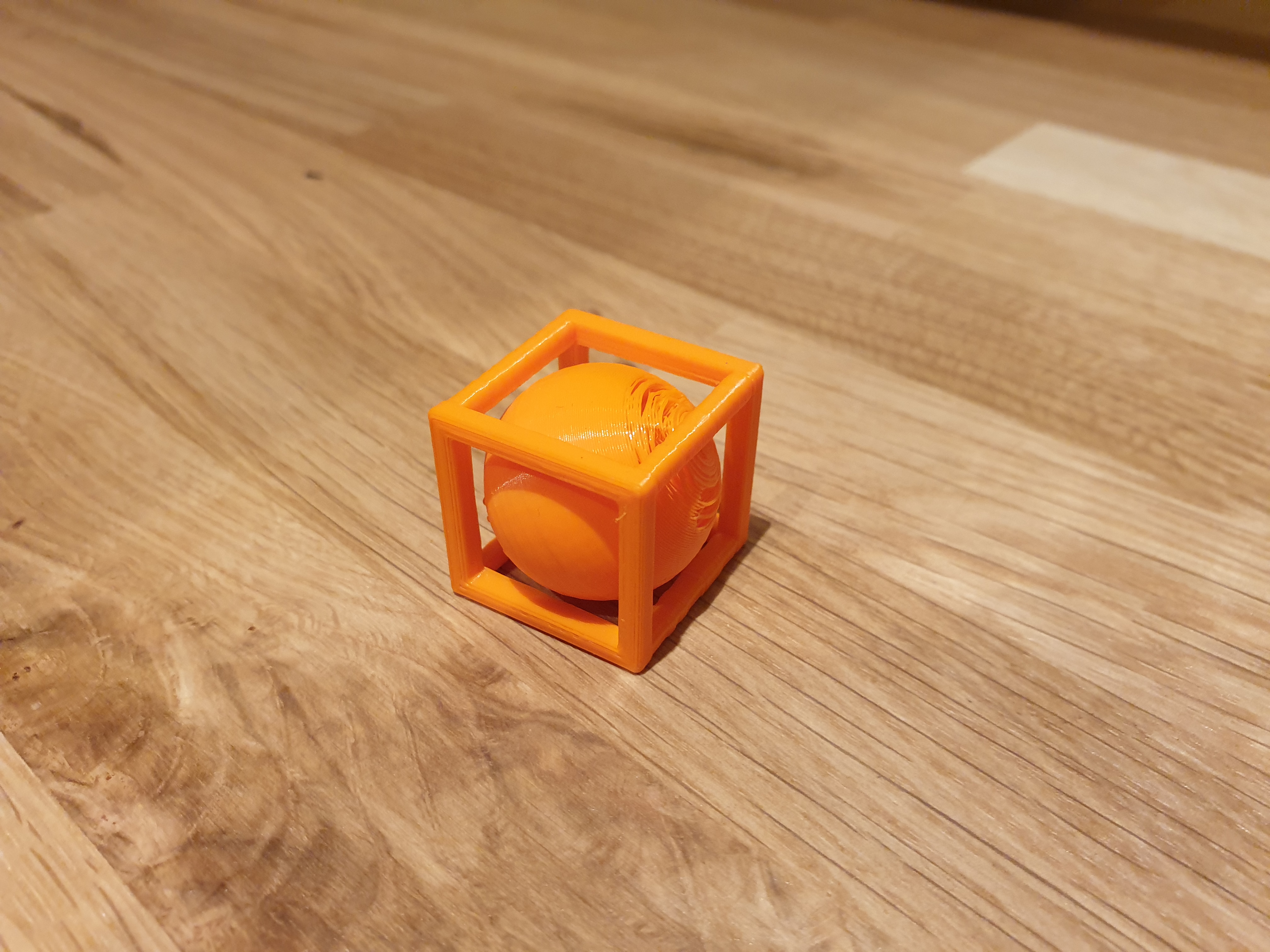 Captured ball — miniatura 2
