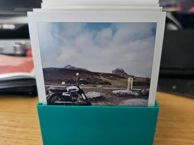 Simple stand for Polaroid Photos