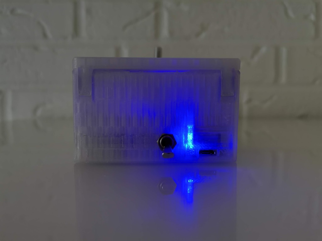 Miniatura 4 do modelo 3D Useless Box