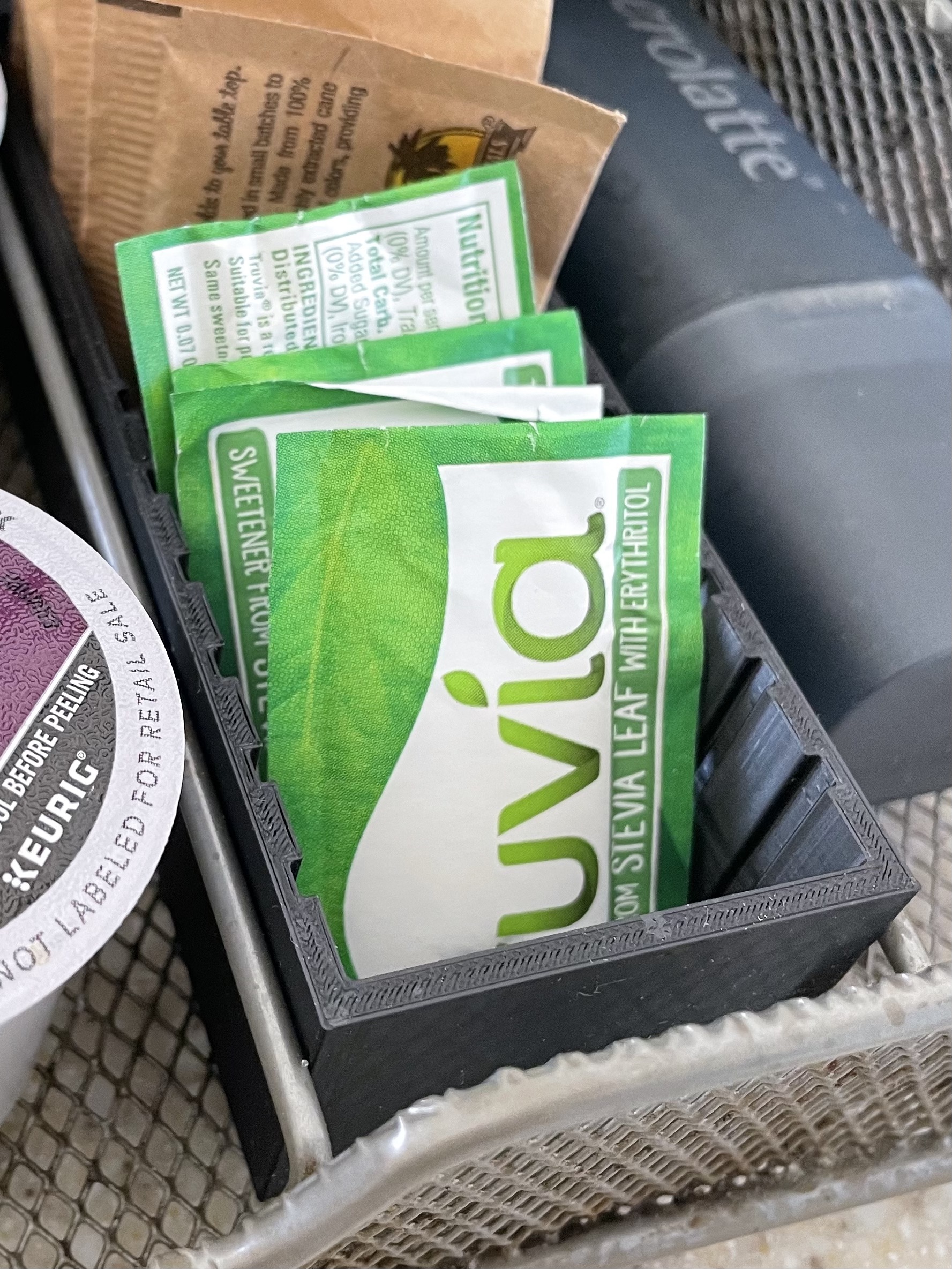 Compartment for Keurig Mindreader tray