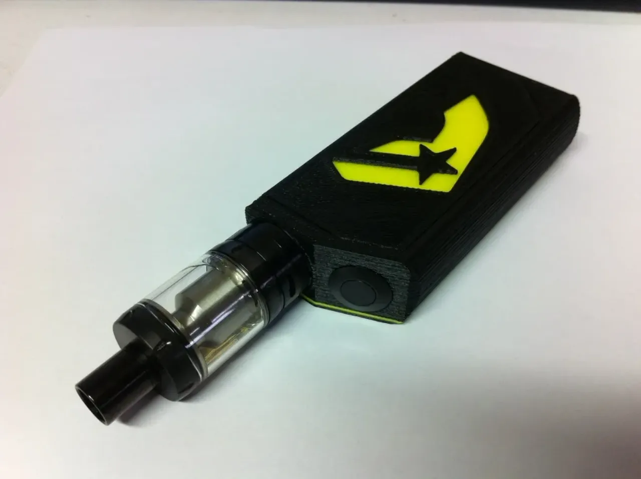 gusti sigaretta elettronica senza nicotina IJOY MAXO QUAD 18650 BOX MOD main image 1