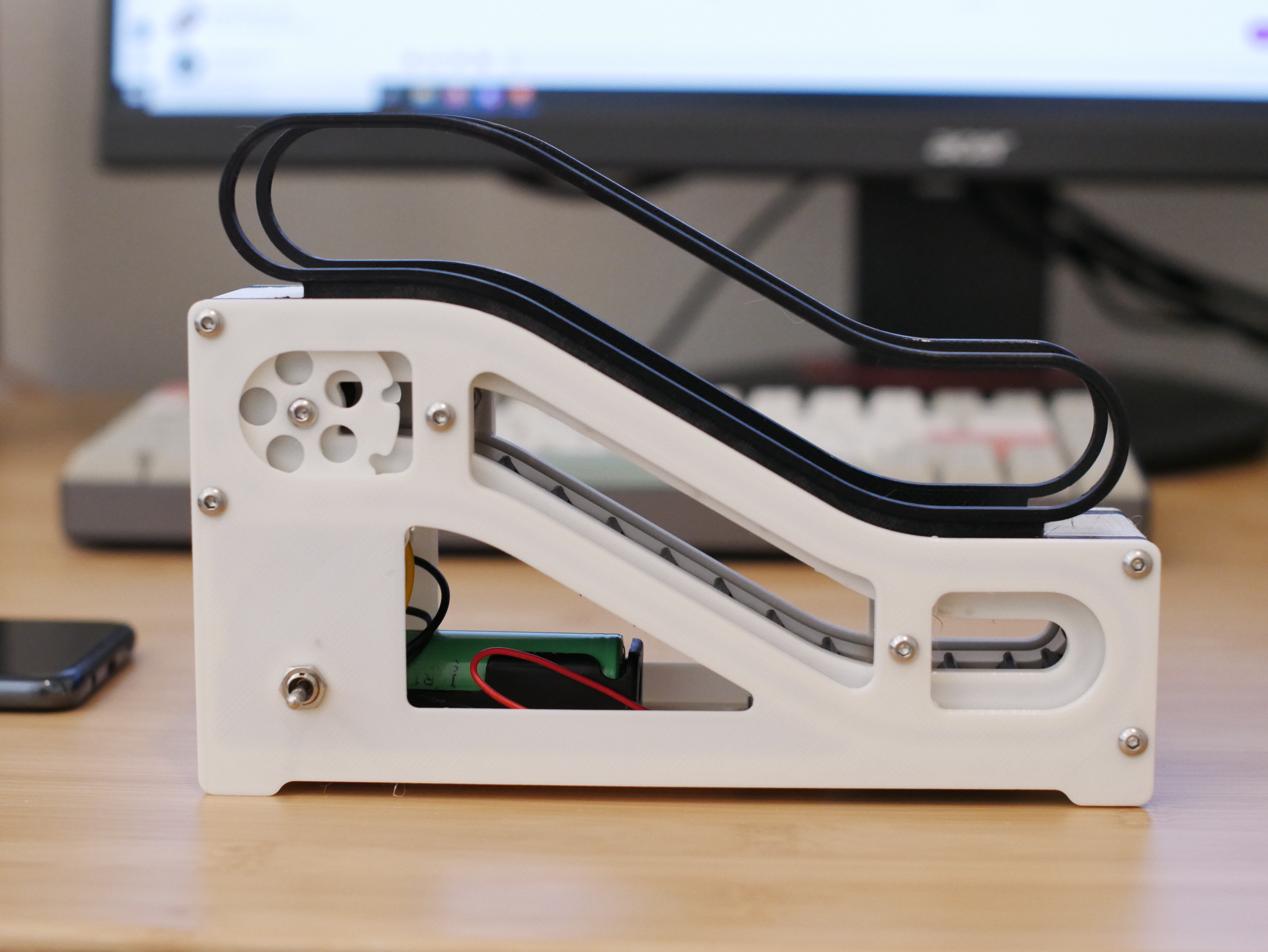 Miniatura 4 do modelo 3D Motorized Mini Desktop Escalator
