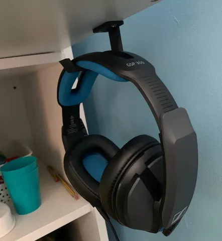 Under desk Headphone bracket