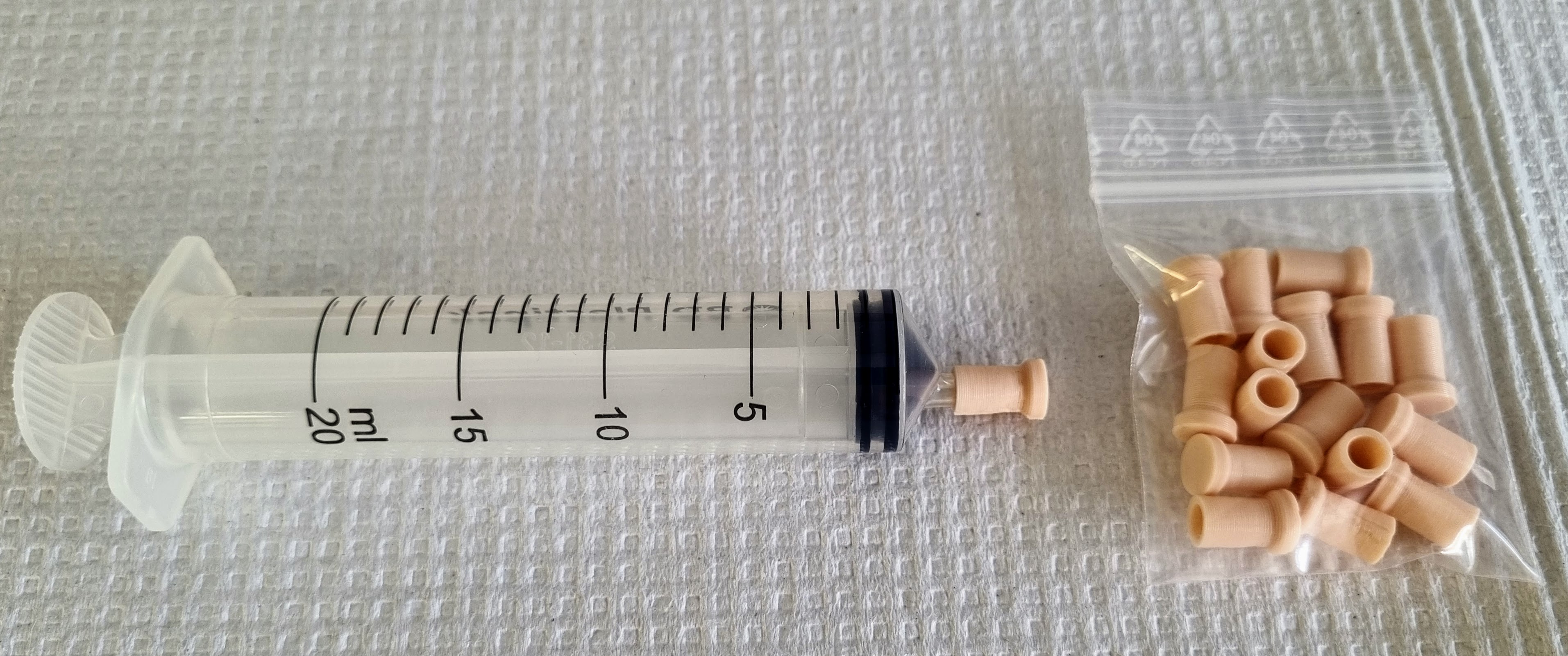 Syringe cap