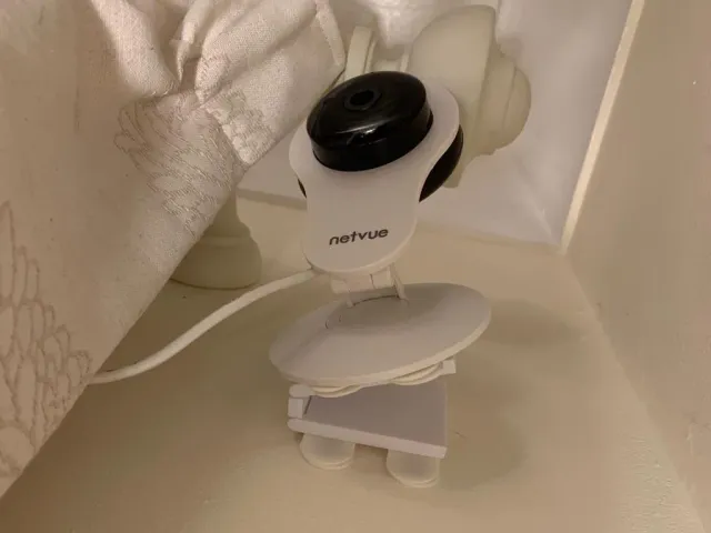 Hinged Wall Bracket Wifi Camera Mount