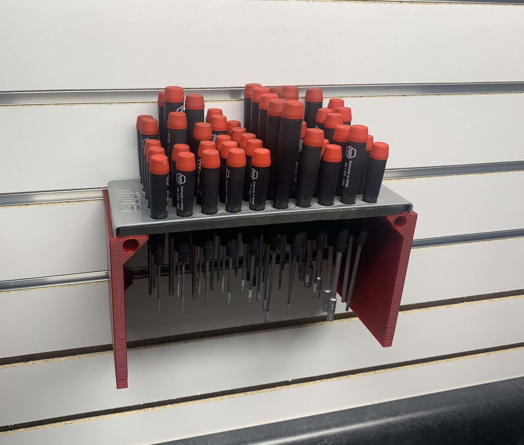 Wiha Master Technicians Bench to slatwall