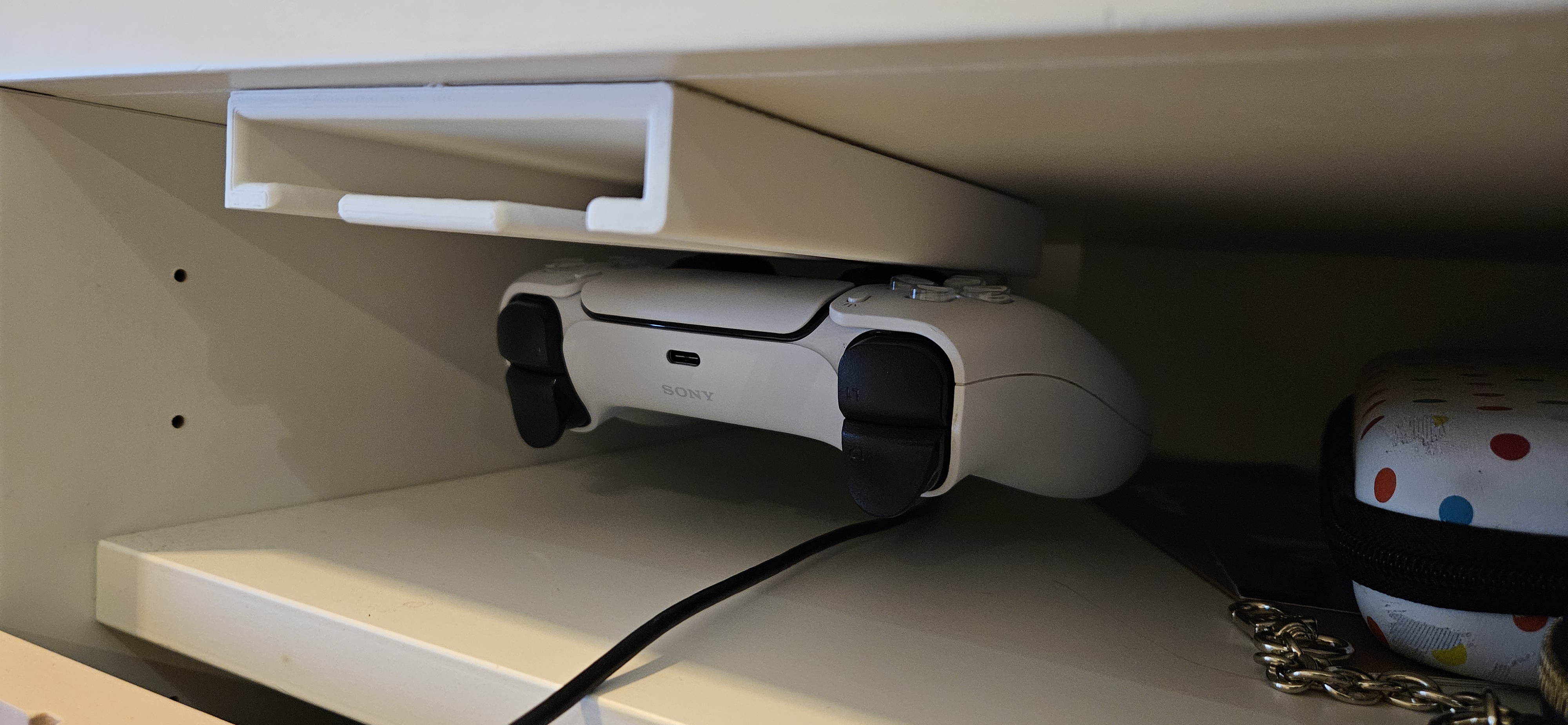 2 PS5 controller holder