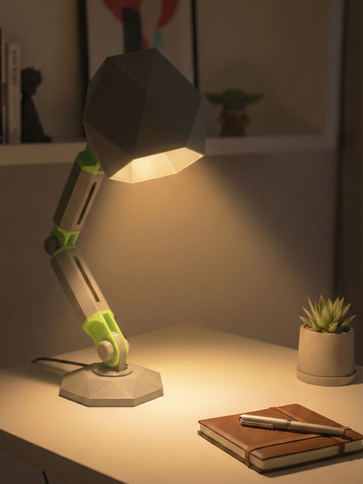 GeoGlow a modular lamp