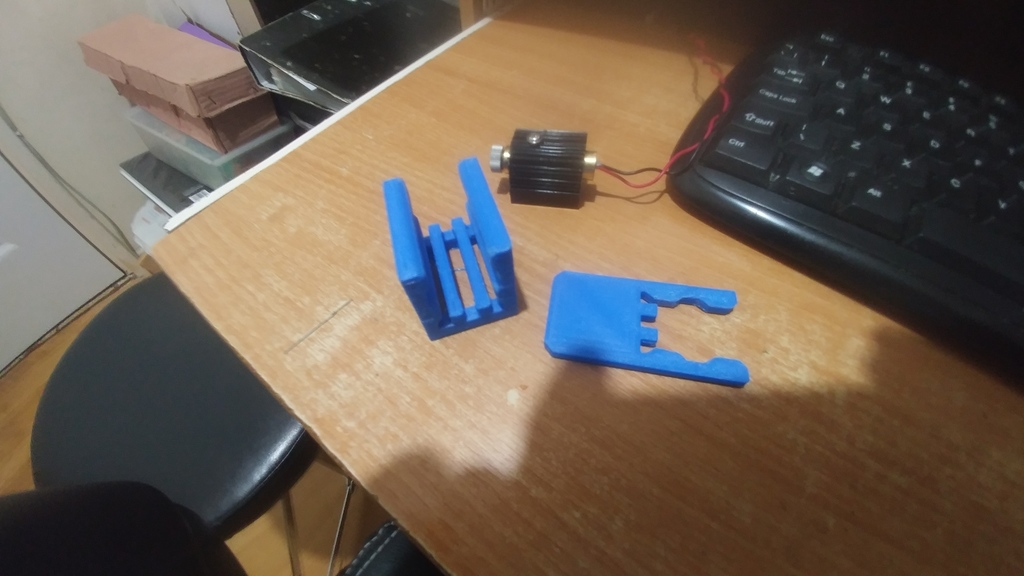 Miniatura 12 do modelo 3D 3D Printer Laser Holder