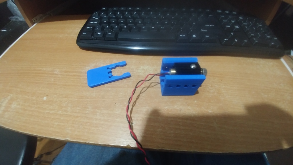 Miniatura 13 do modelo 3D 3D Printer Laser Holder