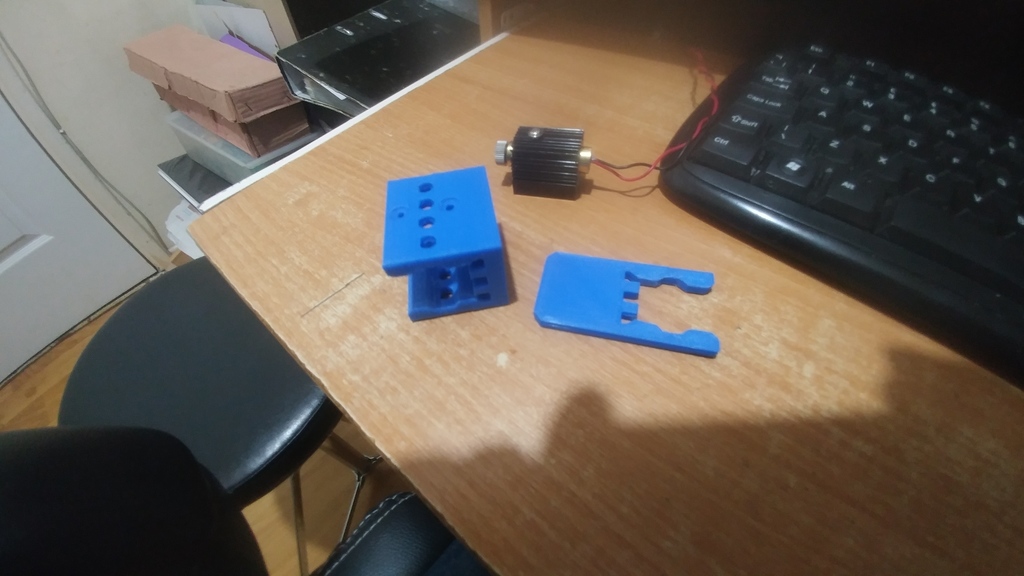 Miniatura 14 do modelo 3D 3D Printer Laser Holder