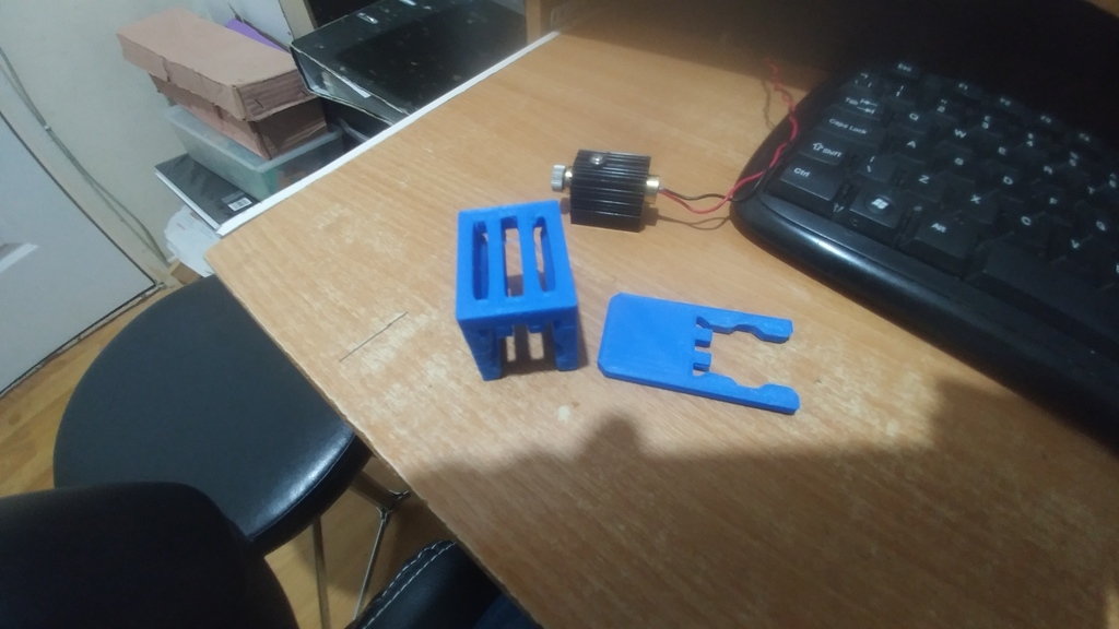 Miniatura 16 do modelo 3D 3D Printer Laser Holder