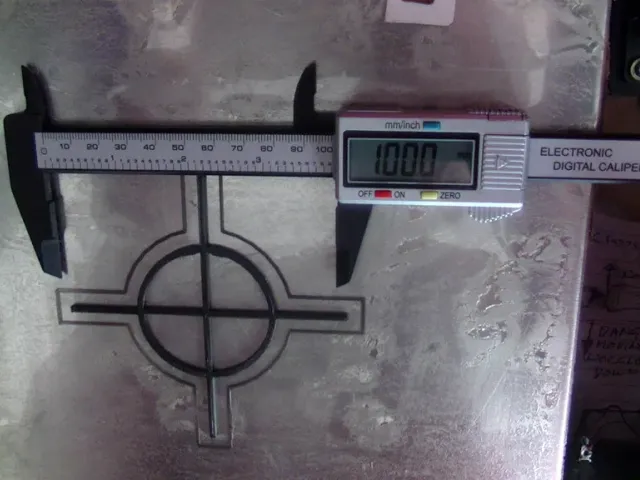 Calibration 100x100 and 50mm dia circle