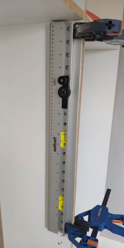 Centering tool for Wolfcraft 4650 doweling jig ruler