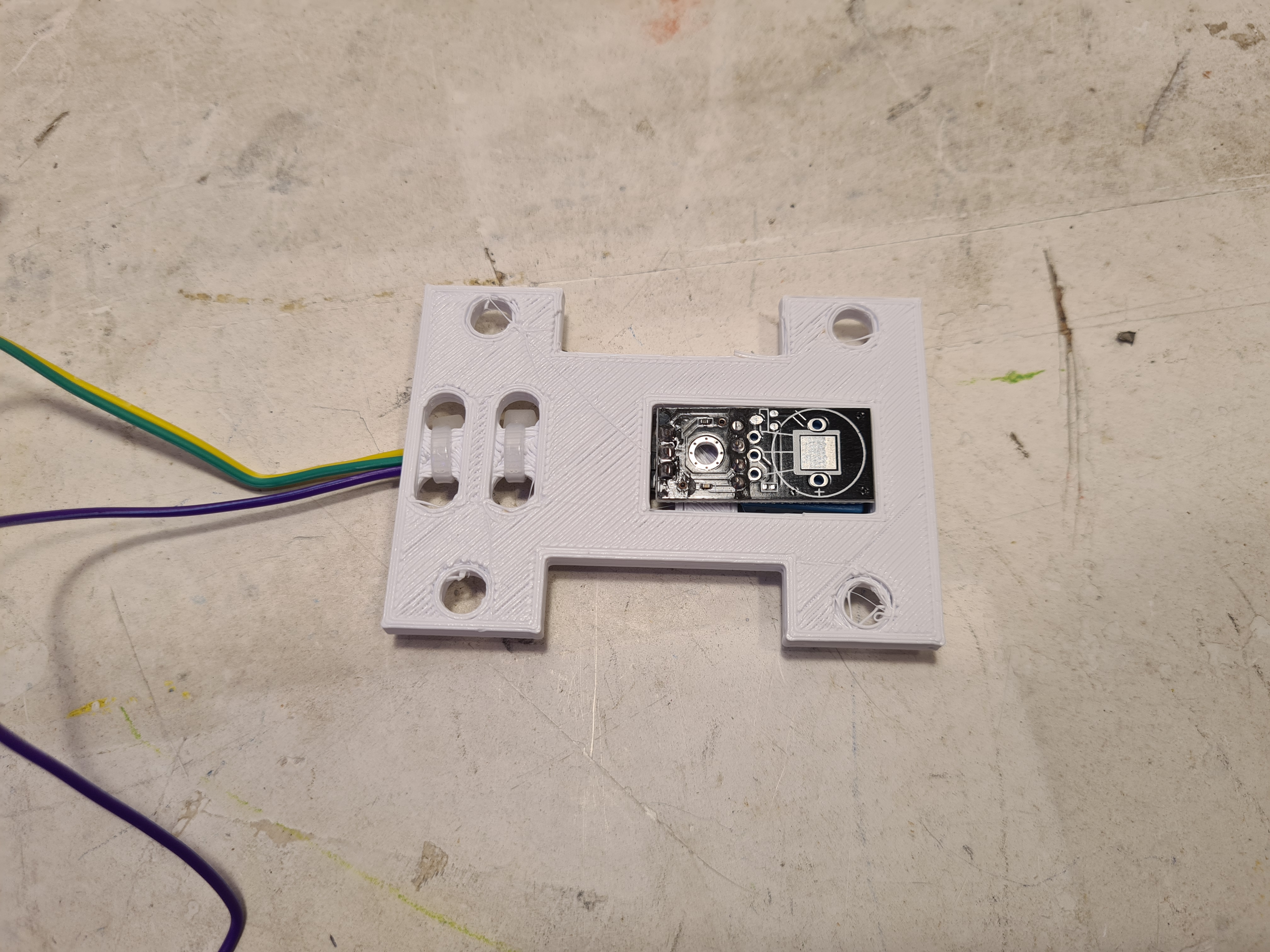 DHT11 Mount / Holder — miniatura 2