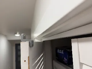 25mm thick closet blinds/bifold/french door magnetic catch