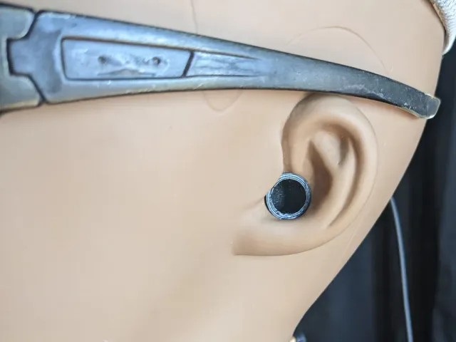 Condenser mic ear canal for binaural dummy head