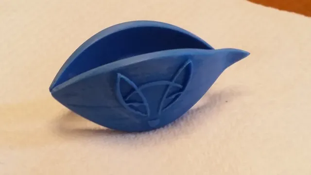 Unibody Tatting Shuttle with Fox