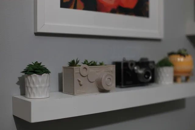 Argus C3 indoor planter