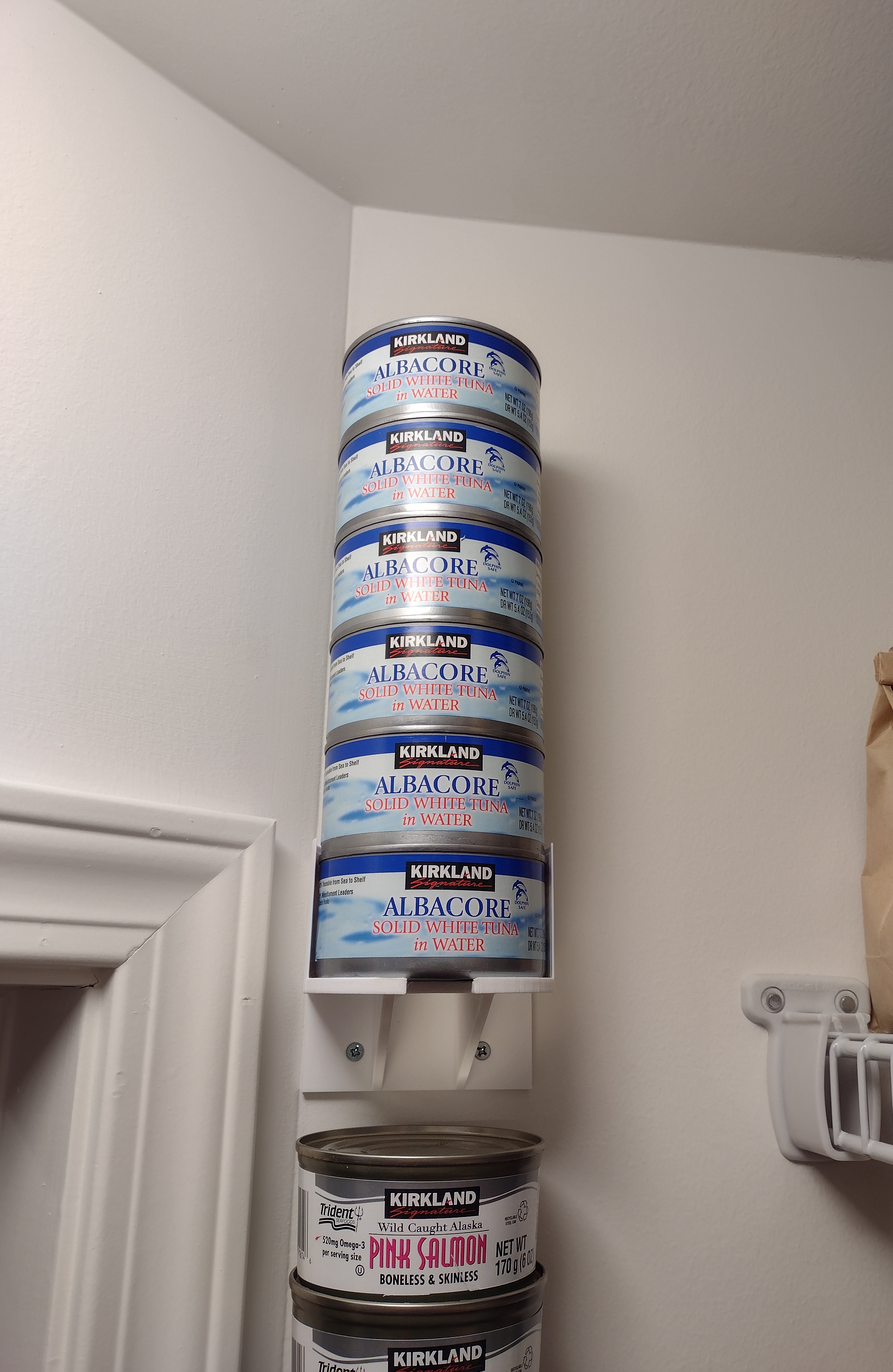 Tuna can holder