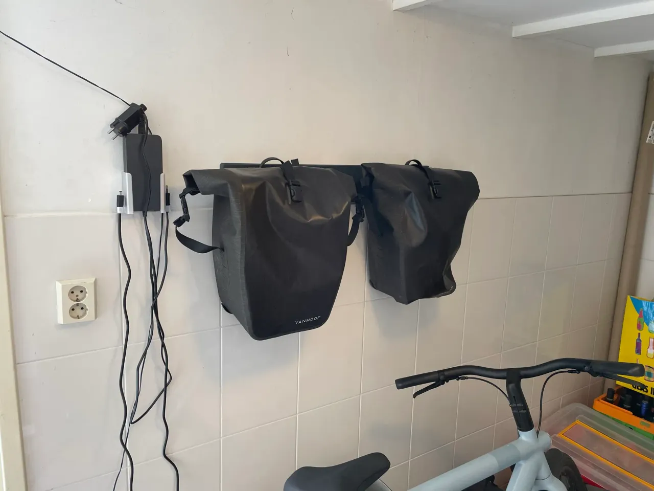 Vanmoof bag clearance