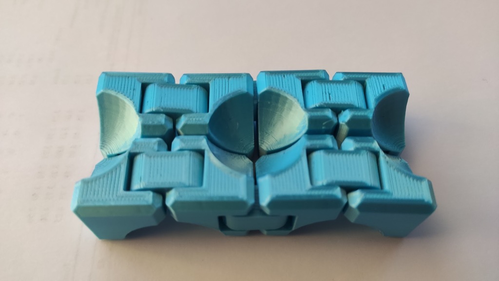 Miniatura 3 do modelo 3D infinity cube fidget with ball inside