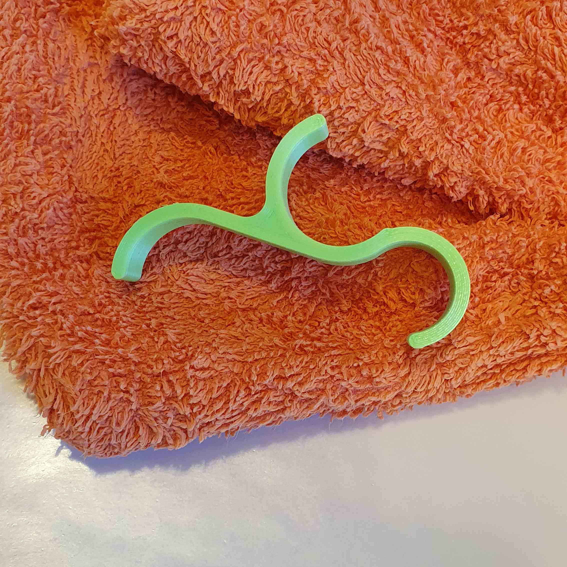 Hook for towel radiator Crochet pour radiateur seche serviettes by bollibe Download free STL