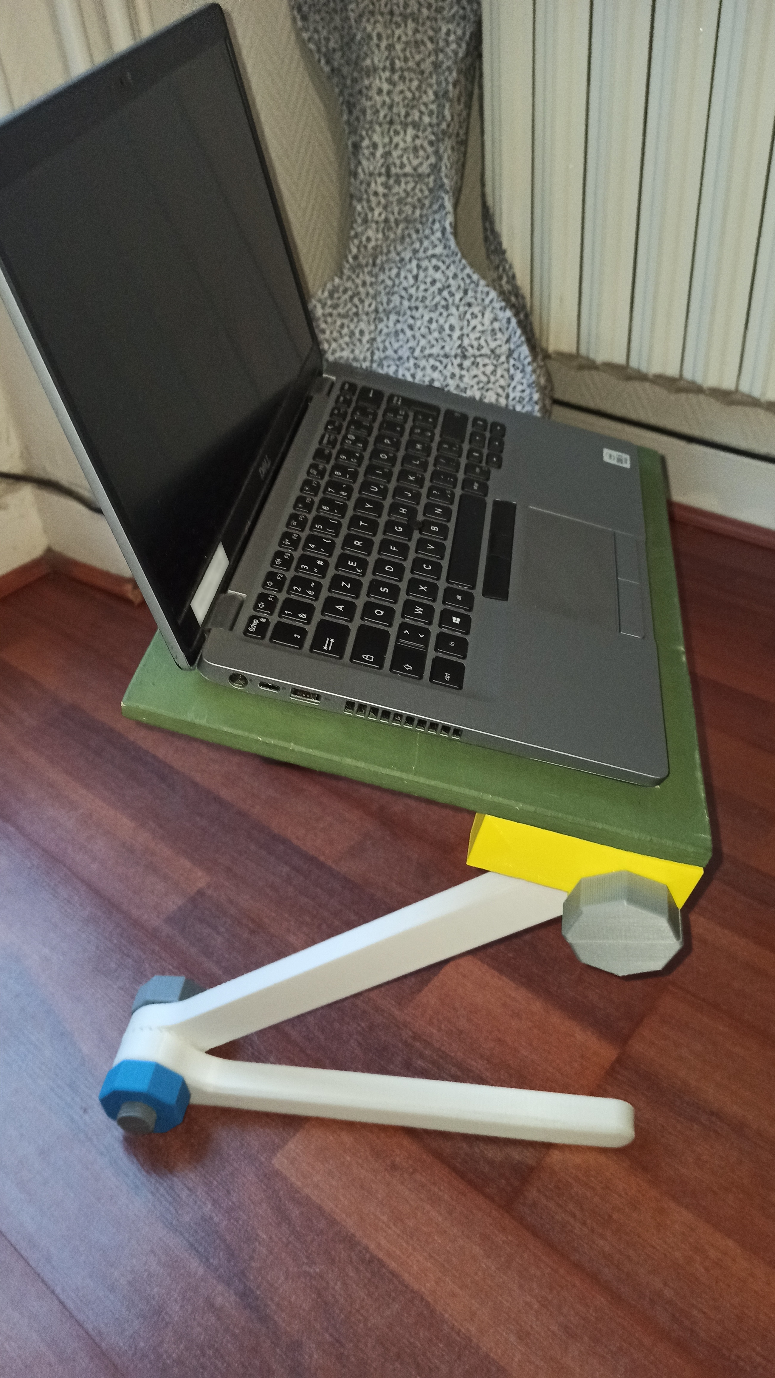 Computer holder