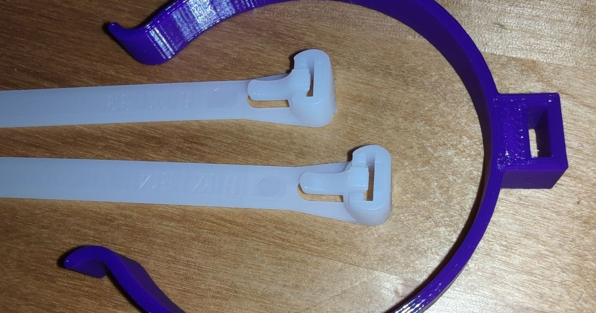 Hydroponic Rohrhalterung mit wiederverwertbaren Kabelbindern / Pipe