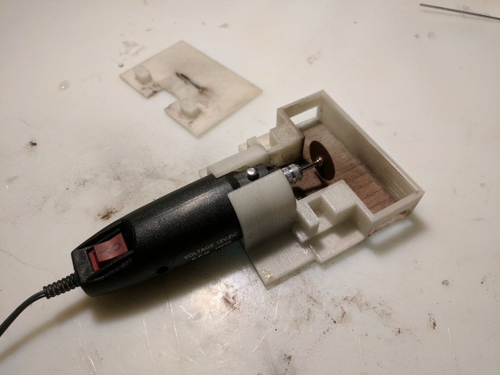 Harbor Freight Dremel Table Saw by ah9illator Download free STL model